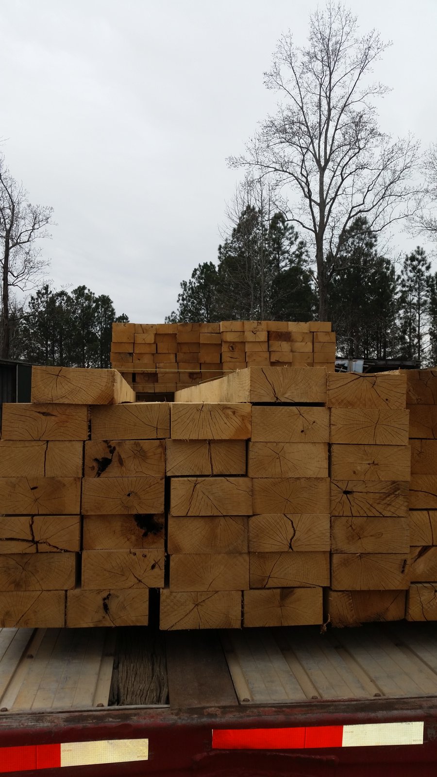 Custom-cut hardwood and SYP lumber from King Pallet Company, Liberty, SC, photo 2
