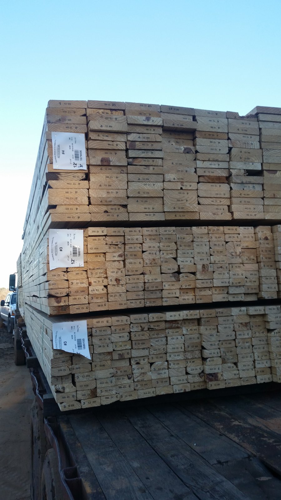 Custom-cut hardwood and SYP lumber from King Pallet Company, Liberty, SC, photo 6