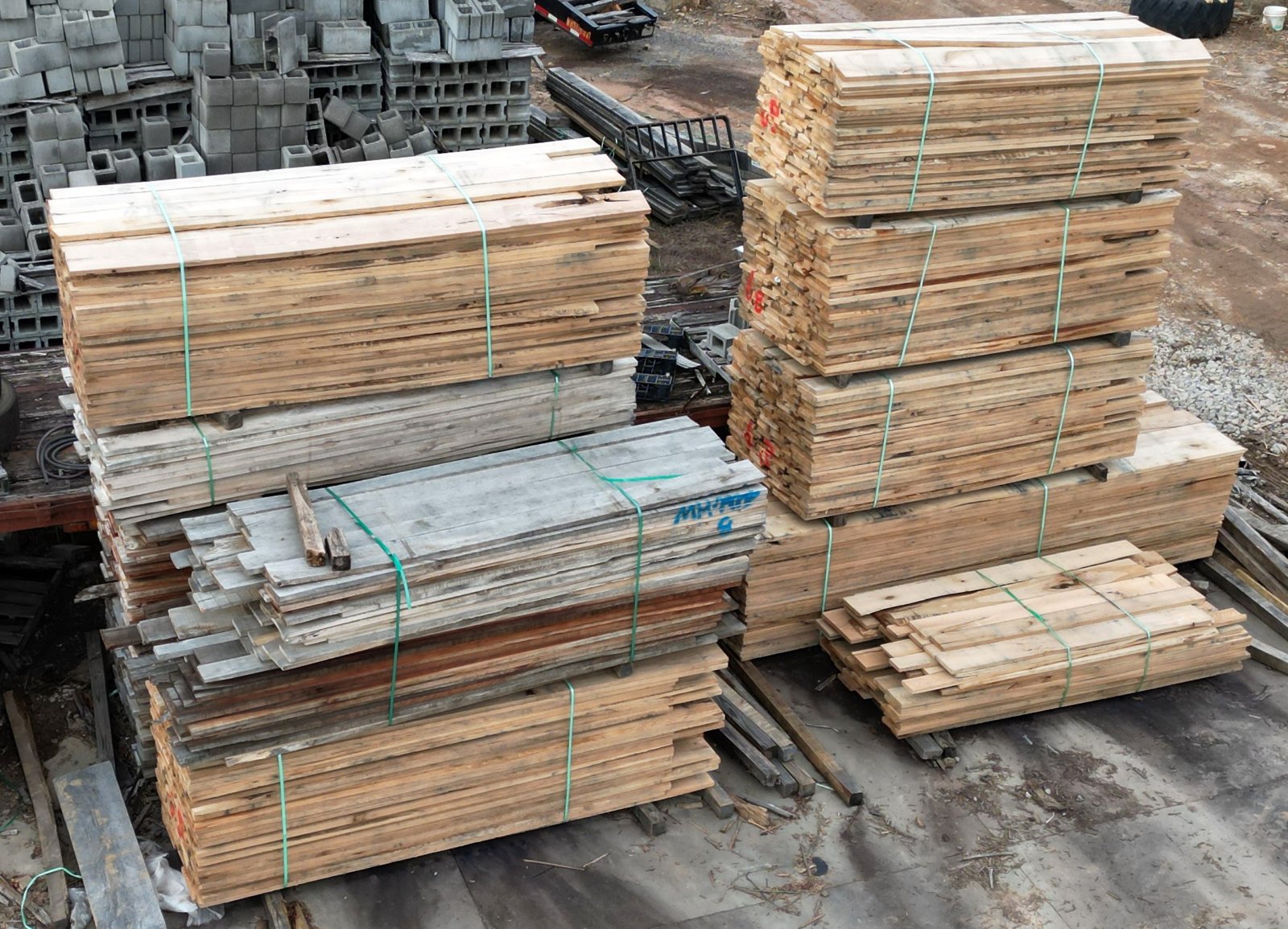 Custom-cut hardwood and SYP lumber from King Pallet Company, Liberty, SC, photo 13