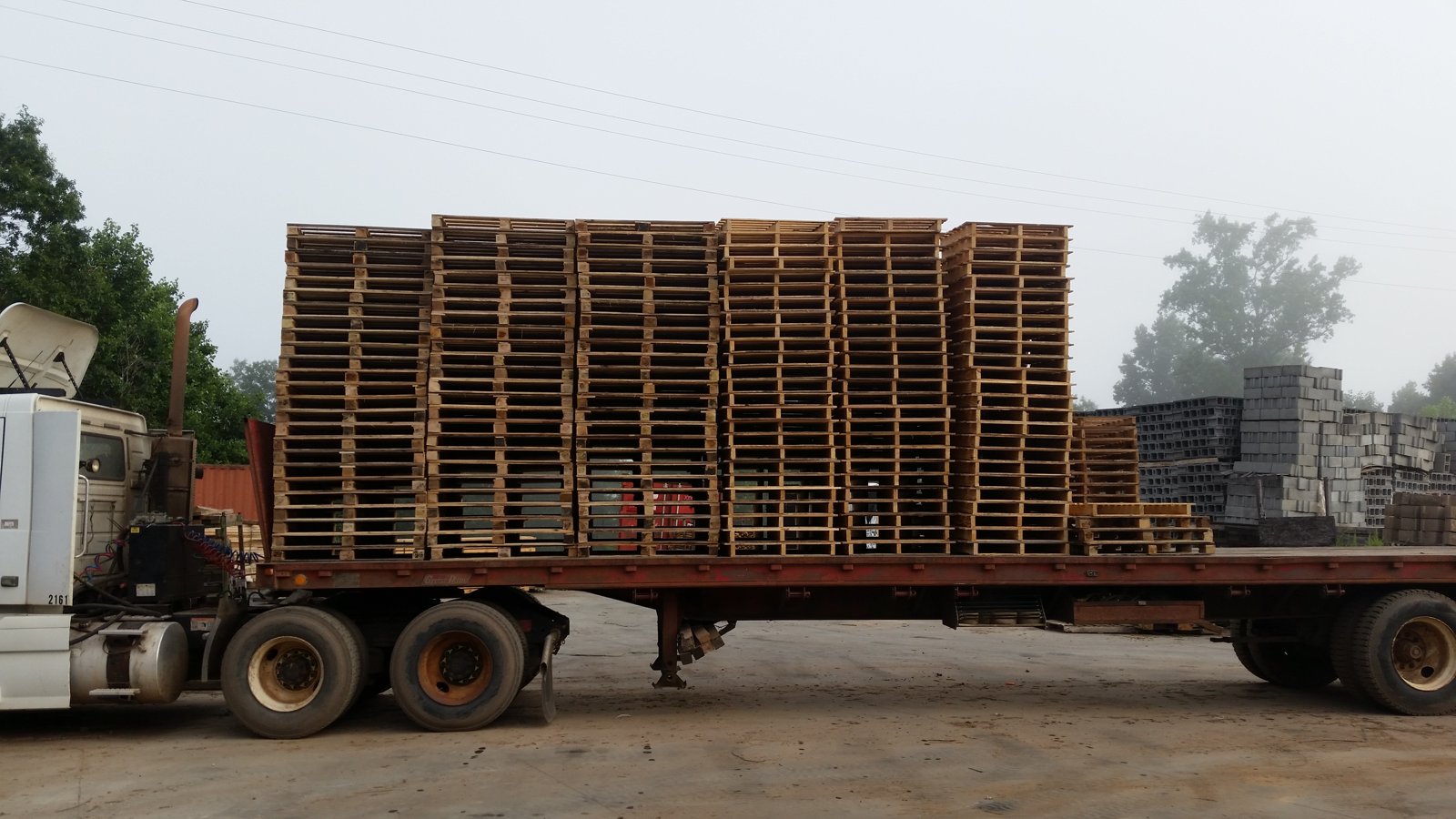 Custom wood pallet built by King Pallet Company in Liberty, SC, photo 9